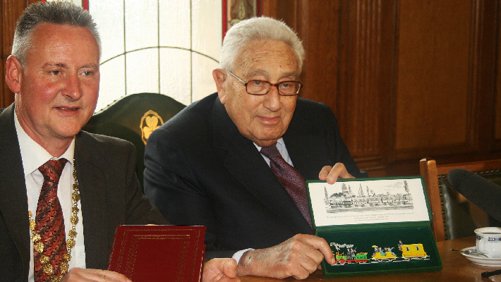 Ehrentag für Kissinger