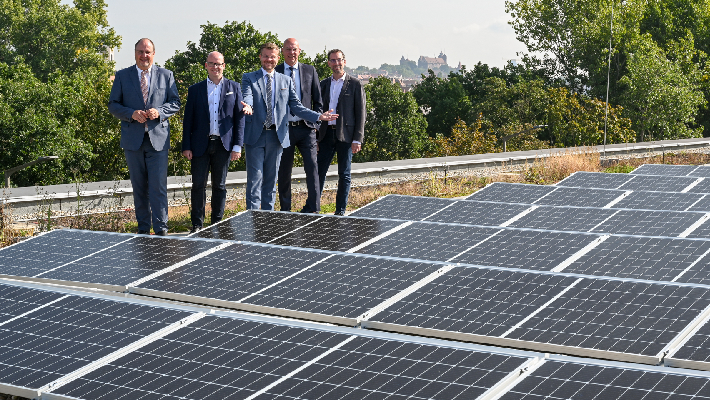Nürnberg startet Solar-Strategie : PV- Anlage für Feuerwache 1 